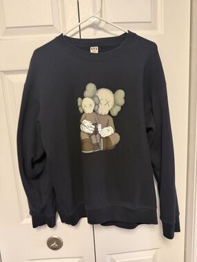 Uniqlo Black Crewneck Sweatshirt with Character Graphic